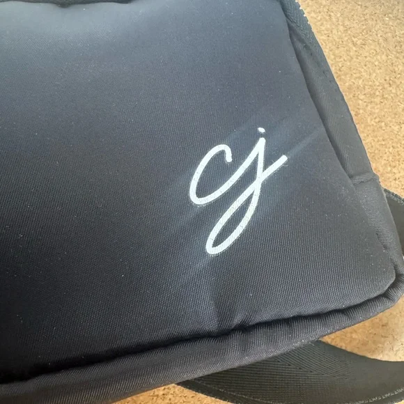 CJLA Carly Jean Los Angeles Belt Bag Fanny Pack Travel - Picture 11 of 12